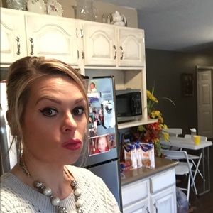 Meet your Posher, Jessica